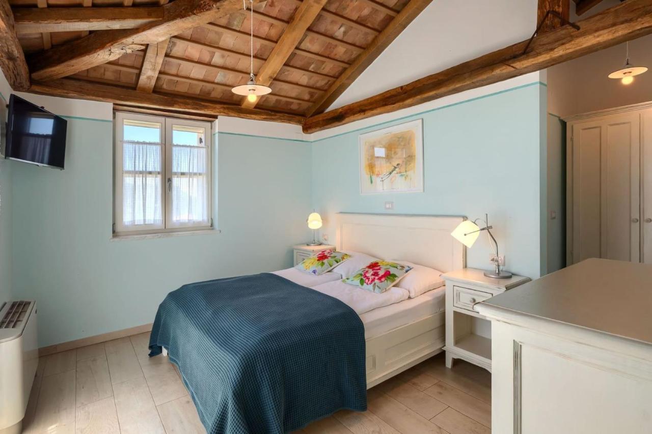 Family Villa Elizabeta With Pool In Umag Cepljani Exterior photo
